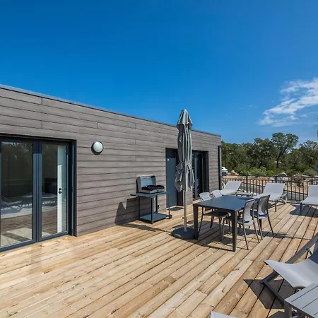 Apartahotel Résidence Pierre&vacances Premium Les Terrasses D'arsella 5*