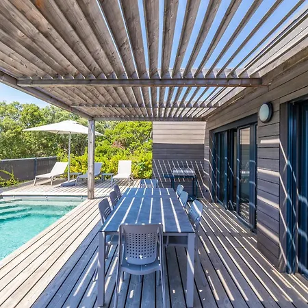 Aparthotel Pierre & Premium Les Terrasses D'arsella 5*