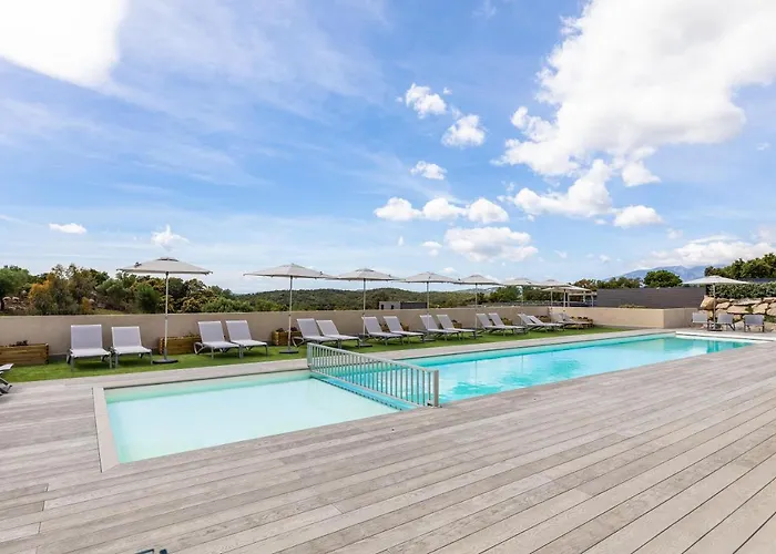 Hotel apartamentowy Pierre & Premium Les Terrasses D'arsella Porto-Vecchio (Corsica)