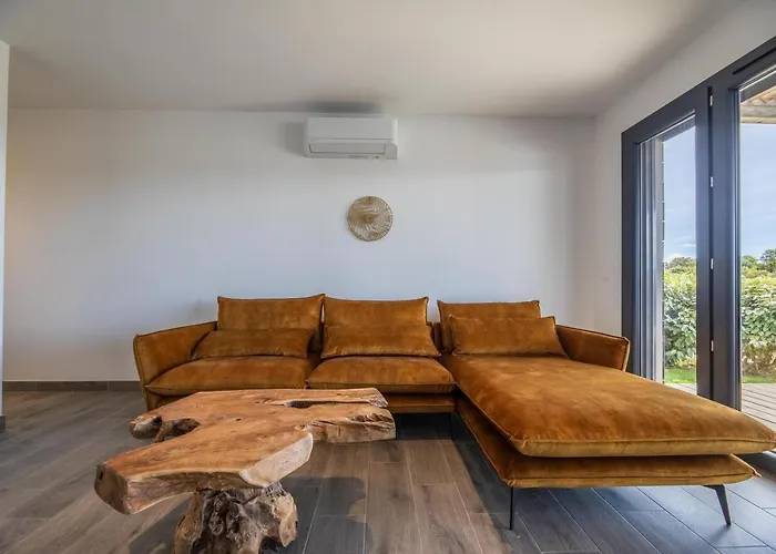 Hotel apartamentowy Pierre & Premium Les Terrasses D'arsella Porto-Vecchio (Corsica)