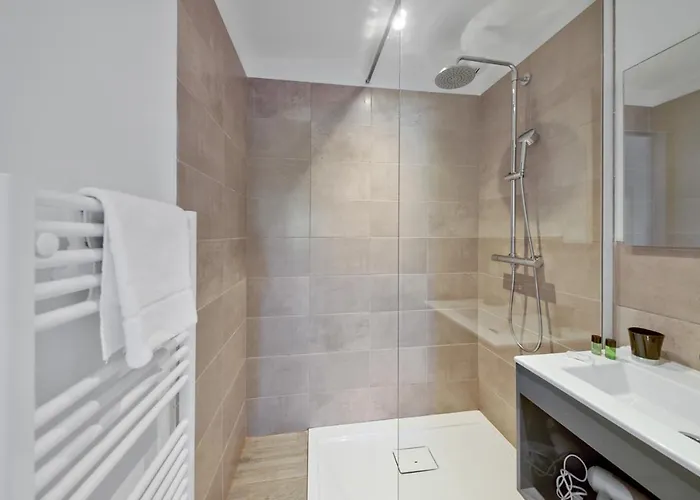 Aparthotel Pierre & Premium Les Terrasses D'arsella