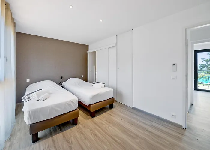 Hotel apartamentowy Pierre & Premium Les Terrasses D'arsella