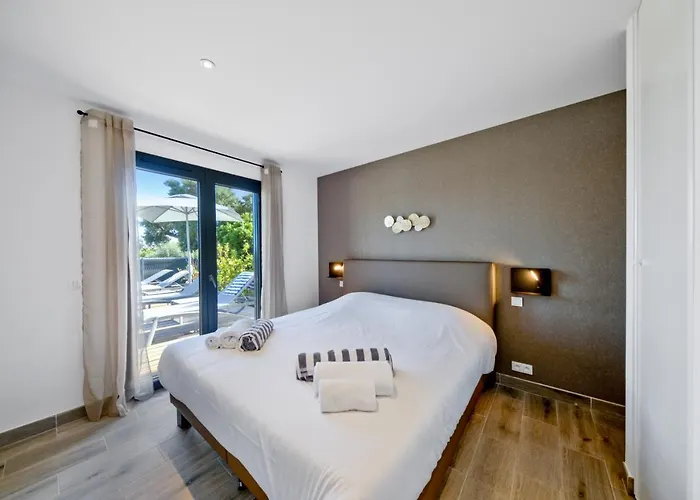 Aparthotel Pierre & Premium Les Terrasses D'arsella Porto-Vecchio (Corsica)