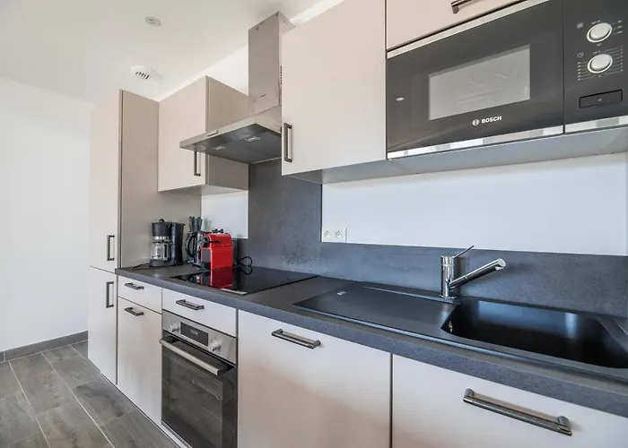 Hotel apartamentowy Pierre & Premium Les Terrasses D'arsella 5*